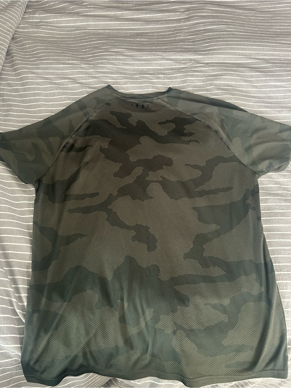 Under Armour Short Sleeve Camo Performance Tee - Olive/Black